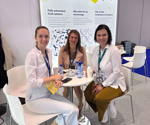 EuroMedLab Brussels 2025: Diagnostika v pohybu pod ikonickým Atomiem
