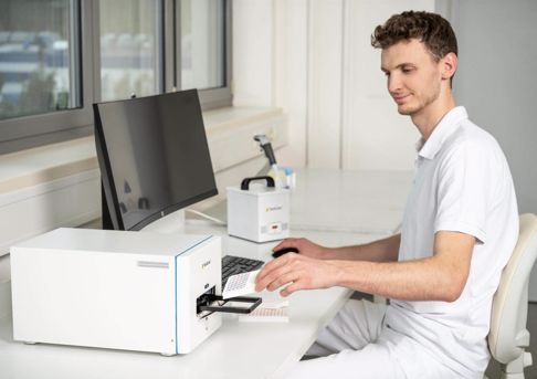 Laboratorní technik*čka / Obsluha přístroje