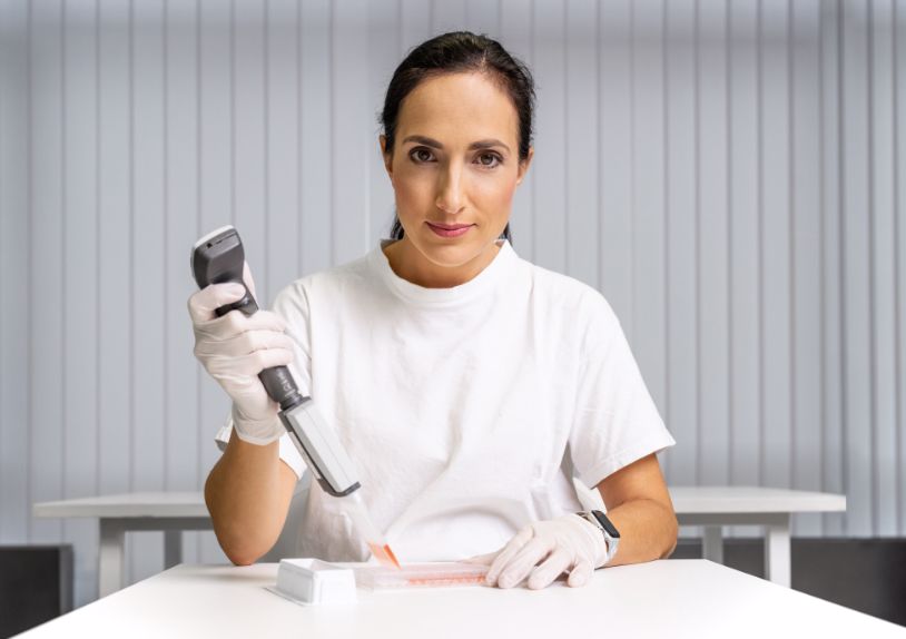 Laborantka/Laborant