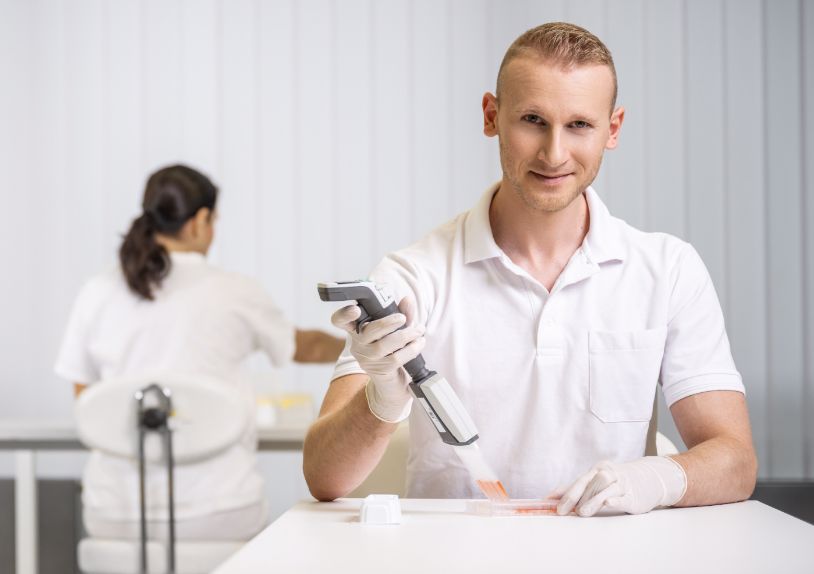 Laboratorní technik / Obsluha přístroje BLOT*