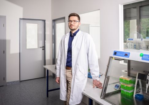 Aplikační specialista/tka  - mikrobiologie a molekulární biologie